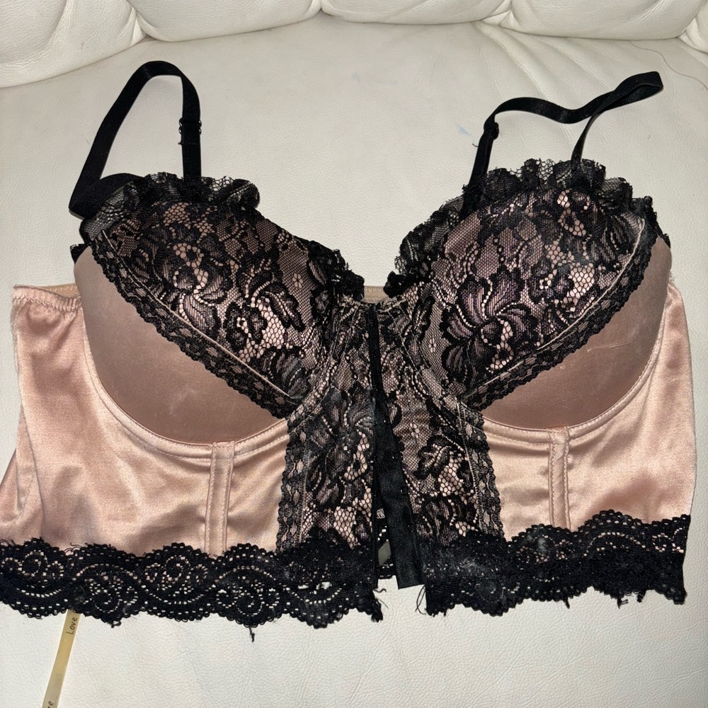 Lace pink crop top